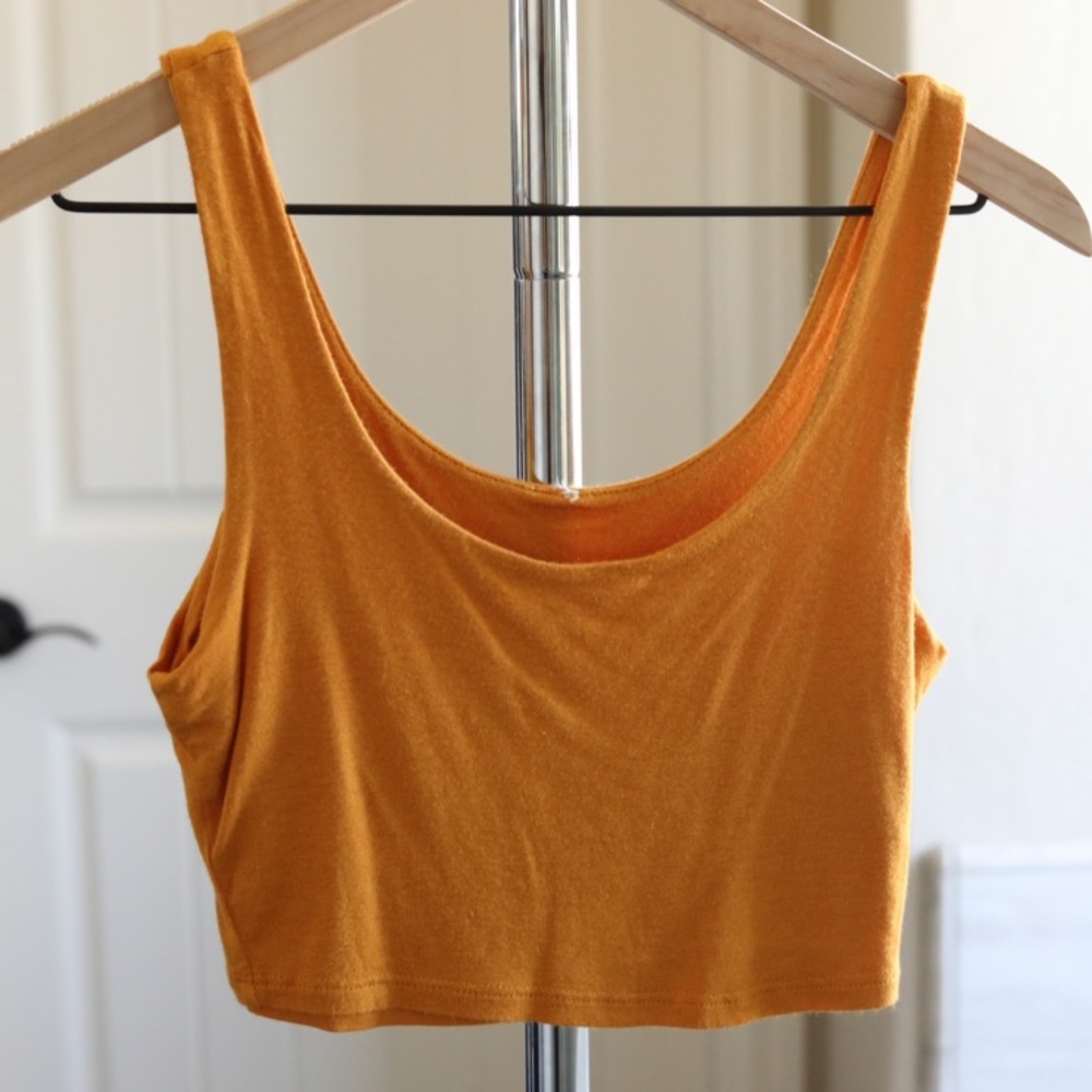 Cute tank crop top